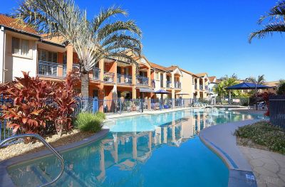 Villa Hope Harbour Marina